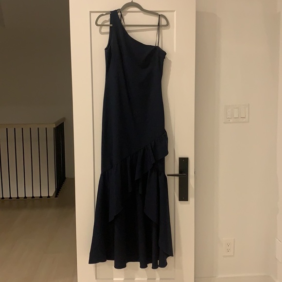 Vince Camuto - One-Shouder Ruffle Gown - Picture 2 of 2